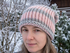 Pletená dutinková šála (šedá)
