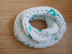 Pletená spadlá čepice (jeansová)