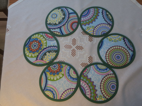 Podkafíčka - mandely v barvě prostírání podkafíčka podtácky p  Podkafíčka - mandely v barvě prostírání podkafíčka podtácky p