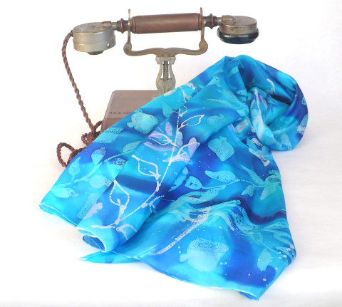 Hedvábný šátek. šátek hedvábný šátek dárek pro ženu modrý šátek 