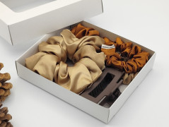 Scrunchie - gumička do vlasů