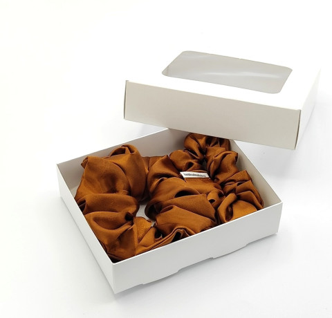 Sada dvou bronzových gumiček gumička gumičky do vlasů spony scrunchies scrunchie 