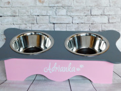 Dřevěná pokladnička se jménem