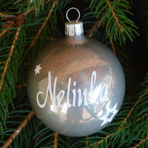 Skleněná vánoční ozdoba se jménem dárek koule vánoce sklo jméno vánoční ozdoba skleněná baňka se jménem 