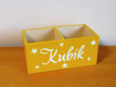 Dřevěná pokladnička se jménem