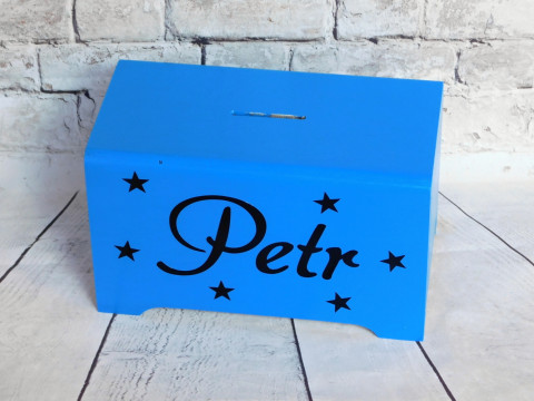 Dřevěná pokladnička se jménem dřevo dřevěná dárek dětský hvězda dětské pokladnička kasička hvězdičky pro děti na psací stůl se jménem na penízky na korunky šetříme 