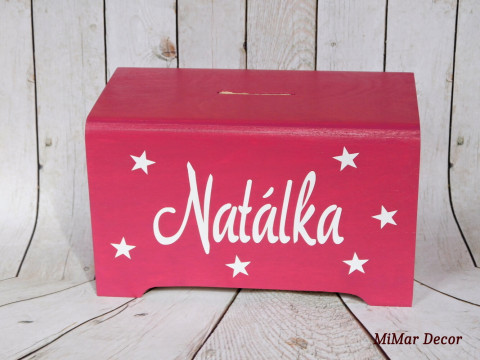 Dřevěná kasička se jménem dřevo dřevěná dárek dětský hvězda dětské pokladnička kasička hvězdičky pro děti na psací stůl se jménem na penízky na korunky šetříme 