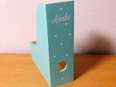 Dřevěná pokladnička se jménem