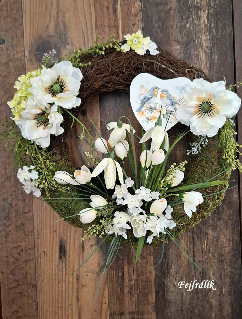jarní věnec na dveře.. dekorace jaro bílé bílý mechový zelenobílá proutěný květinový krokusy anemonky jarní věnec na dvře 