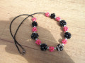 Korálky a šitý kuličky na krk