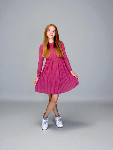 Dětské svetrové šaty 146/152  Dětské svetrové šaty 146/152