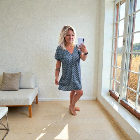 Dámská viskozová šatovka - M/L letní bavlna lehké viskoza 