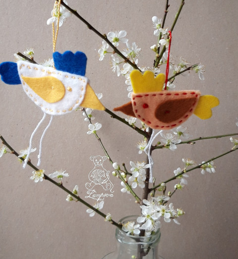 Ptáčkové vítají jaro dekorace ptáček šití ozdoba ptáčci velikonoční filc vajíčko plst ruční práce velikonce 
