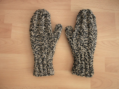Ručně pletené palčáky s merinem bílá černá béžová akryl rukavice merino 