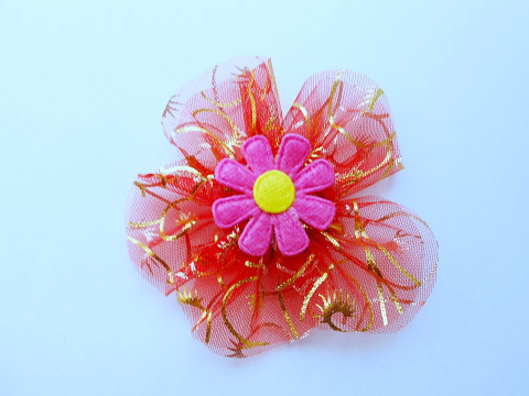 Šitá brož kytička červená brož zlatá rúžová 