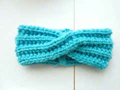 Pletená ozdoba lístky 3 kusy větší