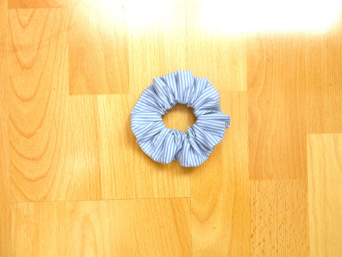 Gumička scrunchie do vlasů ozdoba gumička scrunchie 