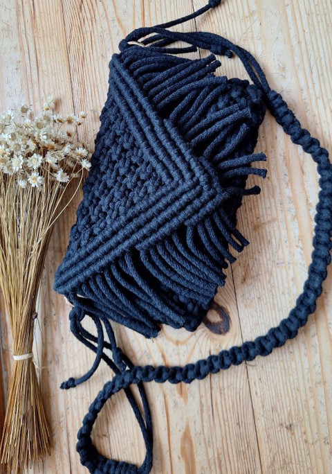 Boho kabelka back to black 
