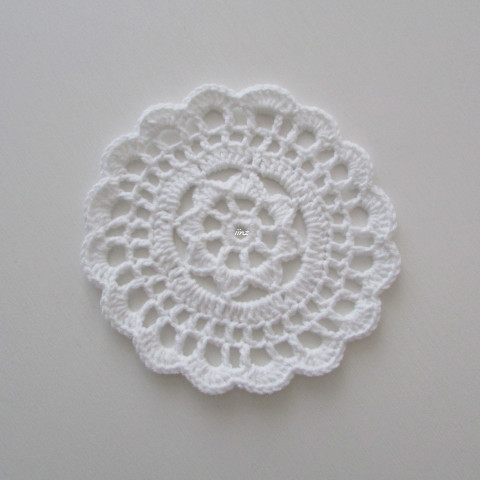 Prostírání bavlna prostírání bílá háčkované akryl prostírka podložka ubrousek handmade podšálek pod hrnek pod talíř pod misku 