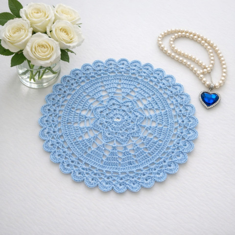 Háčkovaná dečka modrá bavlna bílá háčkované akryl prostírka dečka podložka ubrousek světlemodrá mandala handmade podšálek na stůl pod hrnek pod talíř pod misku 