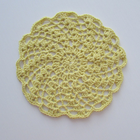 Prostírání bavlna prostírání žlutá háčkované akryl prostírka podložka ubrousek handmade citronová podšálek pod hrnek pod talíř pod misku 