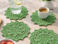 Háčkovaný límeček