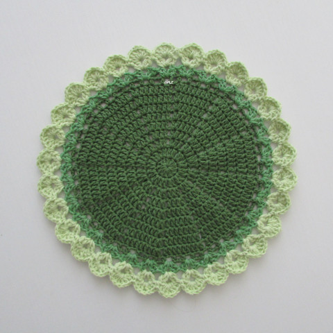 Háčkovaná dečka zelená bavlna háčkované akryl prostírka dečka podložka ubrousek mandala handmade podšálek purpurová na stůl pod hrnek zelená tmavá zelená světlá pod talíř pod misku 