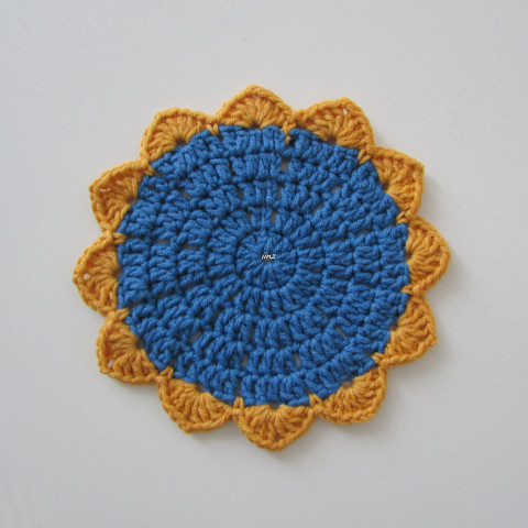 Prostírání modrá bavlna prostírání háčkované akryl prostírka podložka ubrousek handmade podšálek hořčicová pod hrnek pod talíř pod misku 