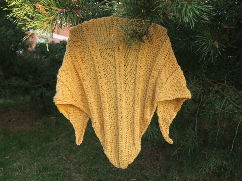 ŠÁTEK V BARVĚ HOŘČICE pletený šátek do zaměstnání dámský šátek pro volý čas do společnosti svatební 