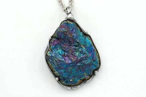 Pozdrav z Mexika (chalkopyrit) náhrdelník přívěsek cín řetízek přívěs surový amulet mosaz valounek chalkopyrit 