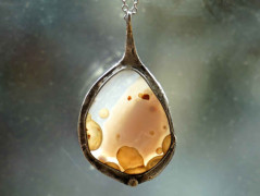 Neznámá krajina (jaspis)