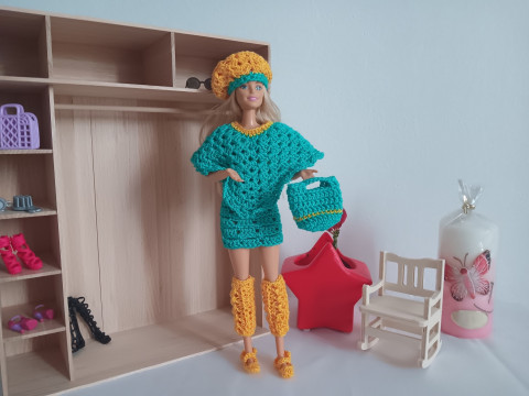 Barbie - obleček na panenku panenka klobouček evička 