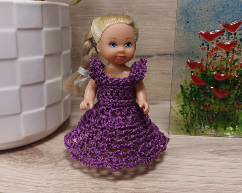 Evička - šatičky na panenku panenka 