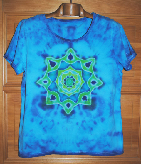Batik. tričko L - Ve studánce čisté moře modrá léto mandala hippie batikované bohémské 