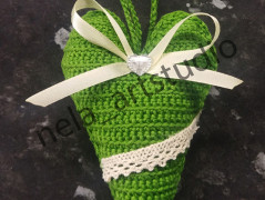 Háčkované srdce žluté