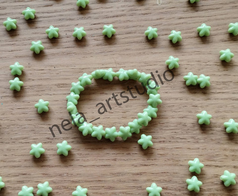 Náramek hvězda zelený šperk náramek korálky doplněk hvězda handmade 