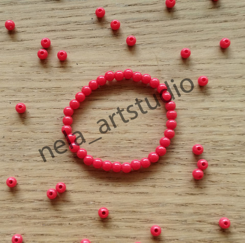 Náramek kulička červený šperk náramek korálky doplněk kulička handmade 