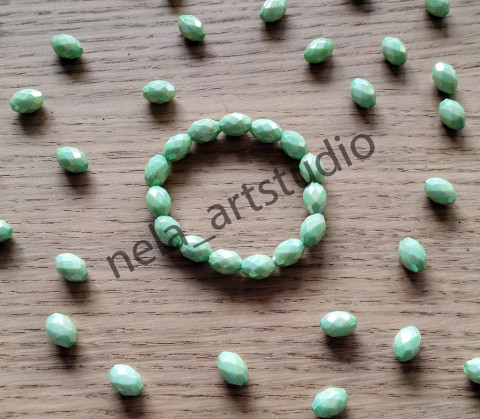 Náramek ovál zelený šperk náramek korálky doplněk ovál handmade 