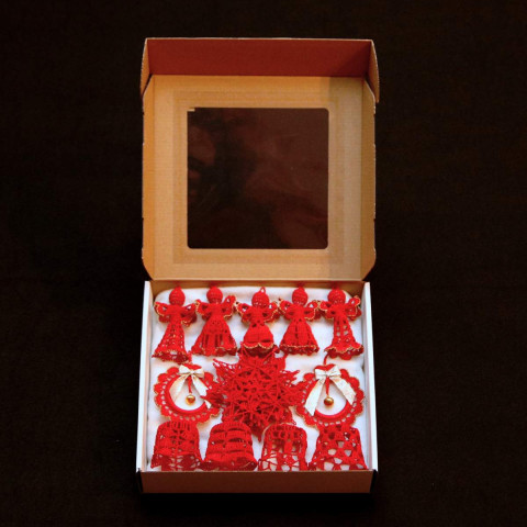 Sada vánočních ozdob č.1 dekorace dárek hvězdičky vločky na stůl vánoční ozdoby na stromek přízdoba na záclonu 