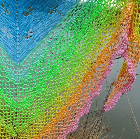 Háčkovaný šátek - vážky háčkovaný léto vážka duhový šátek duha originál pléd vážky bavlněný handmade zářivý exkluzivní 