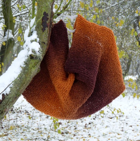 Nákrčník v ombré stylu (alpaca) hnědý velký pletený přírodní rezavý originál nákrčník veverka handmade ruční práce široký ombré alpaka alpaca hnědorezavý buclé boucle 