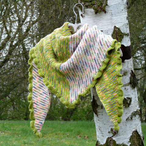 Pletený šátek - náruč tulipánů jarní pletený pletení louka krajina šáteček šátek originál tulipány jedinečný bavlněný handmade kvítí stylový zasněžený vroubkovaný pohodový přechodný 