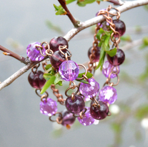 Náhrdelník - když kvetou šeříky náhrdelník dárek levandule dívčí šeřík fialový krátký drobnost originál borůvky fialky handmade máj korálkový šeříky řetízkový nachový purpurový 