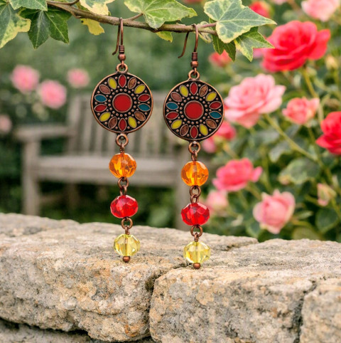 Náušnice s červenou mozaikou originální červené dívčí růže zahrada léto dlouhé originál mozaika nápadné delší mandala naušnice handmade broušené korálky žhavé atraktivní neposedné mozaikové mandalové 