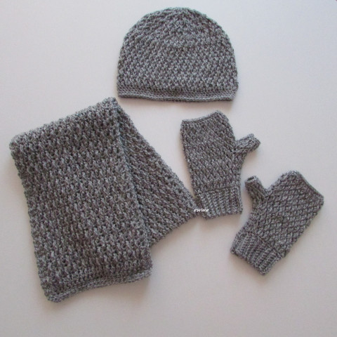 Pánská zimní souprava čepice bílá šála šedá souprava zimní háčkované akryl hřejivé rukavice unisex pánská handmade set bezprsté ewwa antipilling  Pánská zimní souprava čepice bílá šála šedá souprava zimní háčkované akryl hřejivé rukavice unisex pánská handmade set bezprsté ewwa antipilling