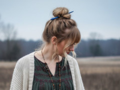 Dubová spona do vlasů