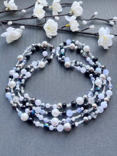 Bílo černé korále bílá černá luxusní perly korále svátečn 