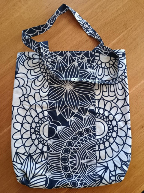 Nákupní látková taška s ornamenty taška modrá látková podšívka ornamenty 