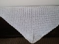 Bílý krajkový háčkovaná šátek