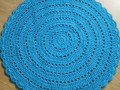 Háčkovaný modrý kobereček pr. 63 cm